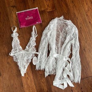 NWT White Bridal Lingerie and Robe - Lace Set - Wedding Gifts Bridal Shower